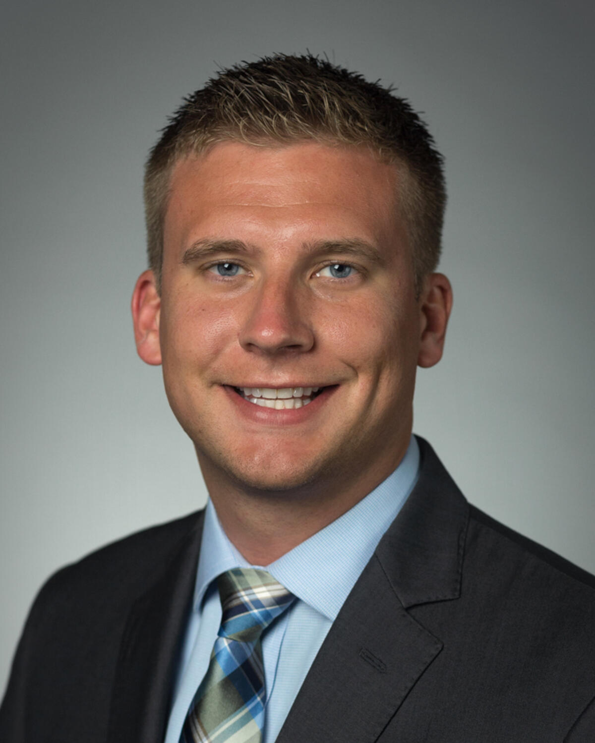 Headshot Image for Derek Tabar